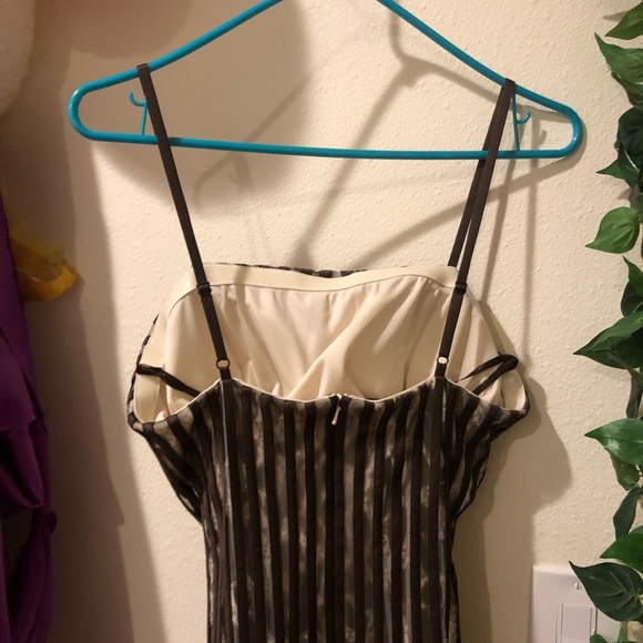 Striped brown cheetah print tulle A-line strapless knee length formal dress - Picture 4 of 7